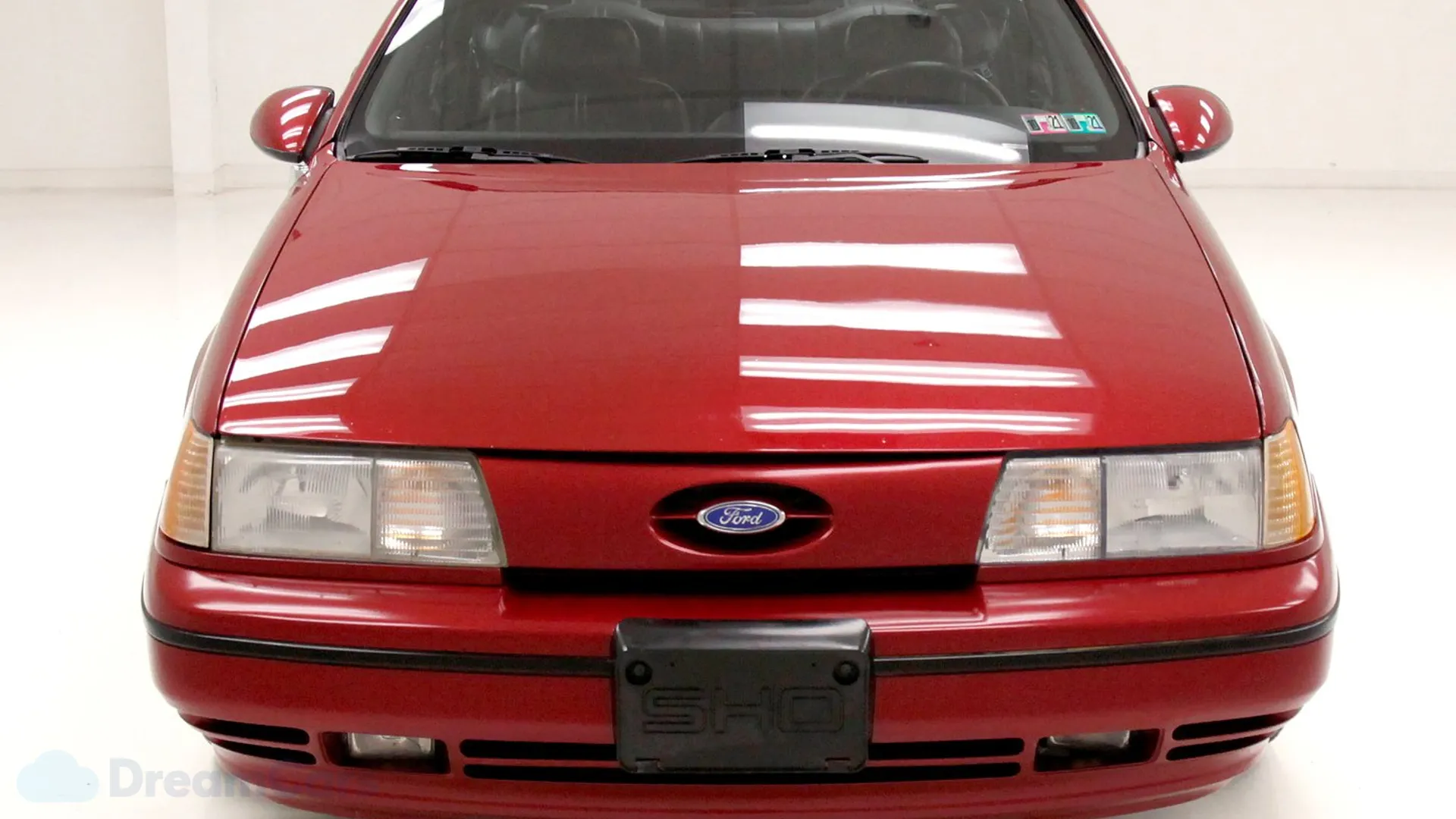 1990 Ford Taurus SHO 5-Speed