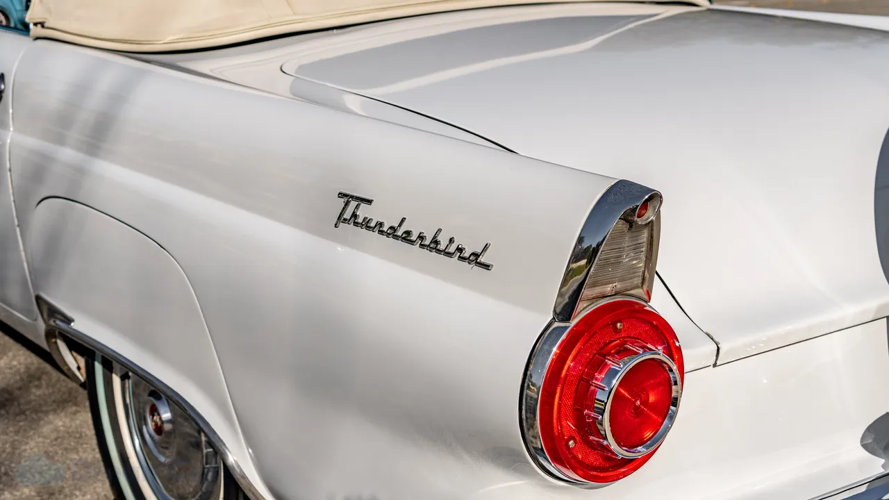 1956 Ford Thunderbird Photo 17