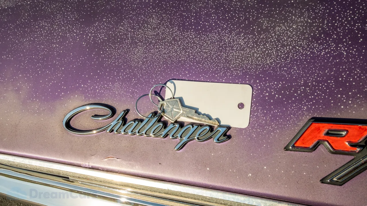 1970 Dodge Challenger SE Photo 3